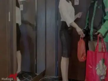 Abang Ojek Diajak Ngentot Cewek Horny Sampe Becek