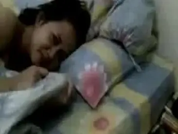 Gadis Medan Perawan Cantik Pasrah Digenjot