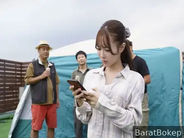 Suami Cuek Biarin Istri Digoyang Tetangga Nakal Brutal